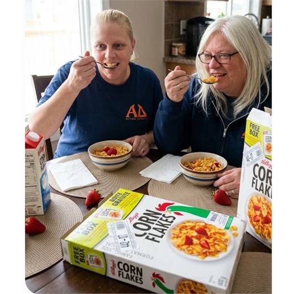 Kellogg's Corn Flakes 2x600g Family Size Box