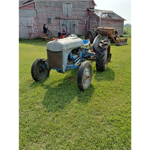 Ford Tractor 8N with 3-pt Hitch, Blade, Good Back Tires