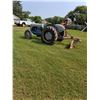 Image 2 : Ford Tractor 8N with 3-pt Hitch, Blade, Good Back Tires