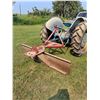 Image 4 : Ford Tractor 8N with 3-pt Hitch, Blade, Good Back Tires