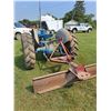 Image 5 : Ford Tractor 8N with 3-pt Hitch, Blade, Good Back Tires