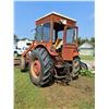 Image 4 : International 706 Diesel Tractor with 7'4" Loader Blade, Running
