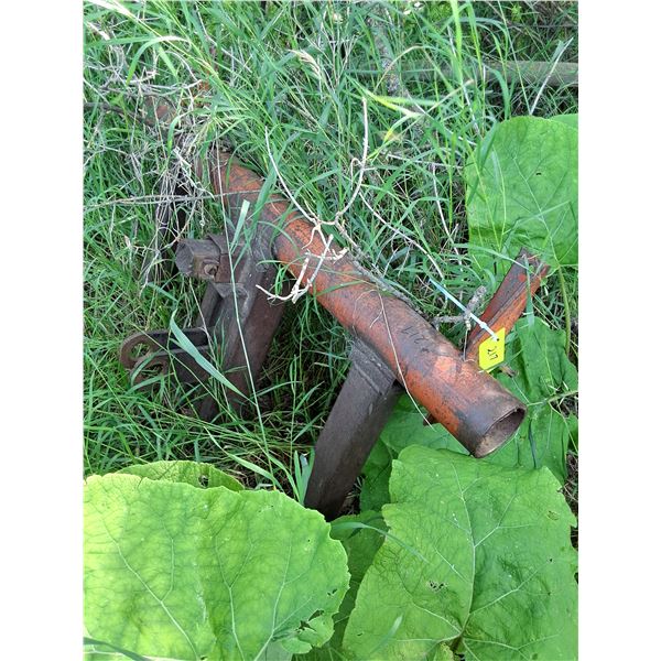 Bale Spear-Fits International 706