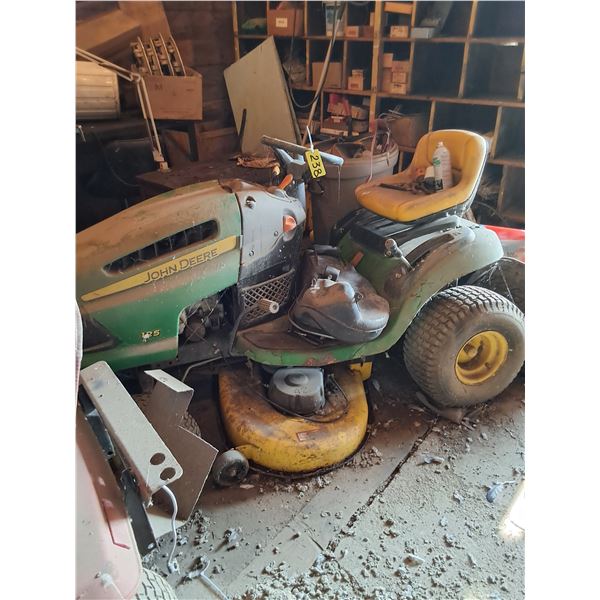 John Deere 125 Riding Lawn Mower with Extra Deck
