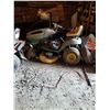 Image 2 : John Deere 125 Riding Lawn Mower with Extra Deck