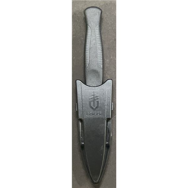 Gerber Guardian Fixed Blade Knife with Sheath