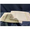 Image 1 : Integrated Plastics Folding Lap Trays