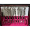 Image 3 : 1847 Rogers Bros. Heritage Silverplate Flatware Set in Box