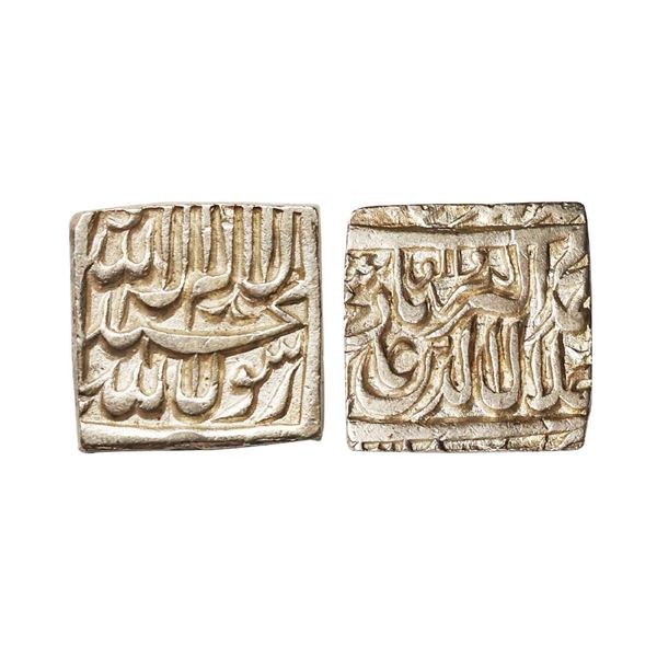 Mughal, Akbar (AH 963-1014, 1556-1605 AD), Silver Square Rupee, 11.16 gms. Akbar (AH 963-1