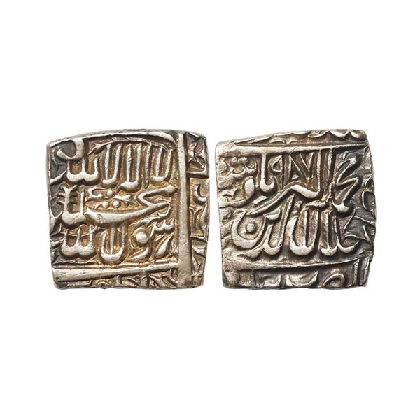 Mughal, Akbar (AH 963-1014, 1556-1605 AD), Silver Square Rupee, 11.36 gms. Akbar (AH 963-1
