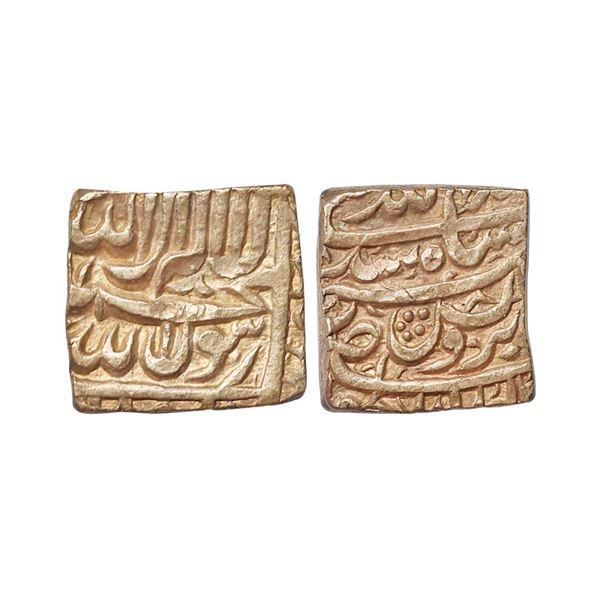 Akbar (AH 963-1014, 1556-1605 AD), Silver Square Rupee, Bangala Mint, ‘Kabe Roshan&#