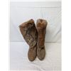 Image 1 : Paloma Barcelo boots with the fur