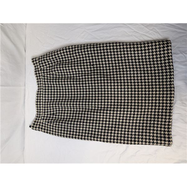 Valentino houndstooth pencil skirt black and cream matches lot 15