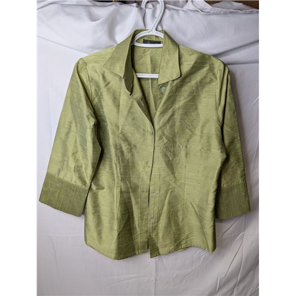 Brevetti 100% silk lime green button up blouse