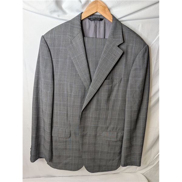 J P Tilford men's suit grey with blue check *Made in Canada