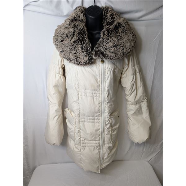 Betsy Johnson white puffer jacket with fur