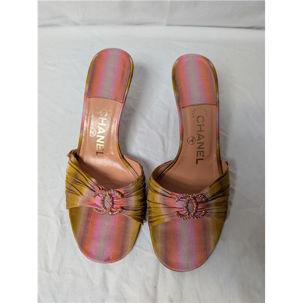 Chanel kitten heels silk fabric pink plaid