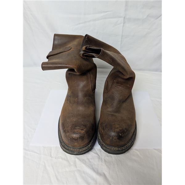 CAT Brown leather steel toe work boots