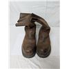 Image 1 : CAT Brown leather steel toe work boots