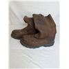 Image 2 : CAT Brown leather steel toe work boots