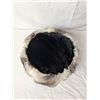 Image 2 : Fur Hat