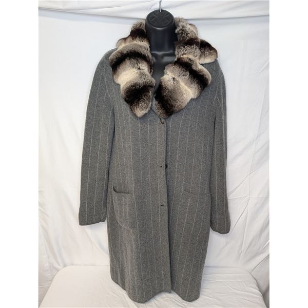 Loro Piani Long grey cashmere cardigan with chinchilla collar