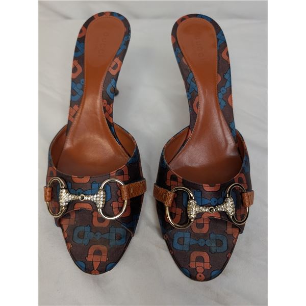 Gucci kitten heels brown/blue/orange