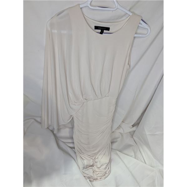 BCBG MaxMara Cream Body Con Dress Flow Sleeve