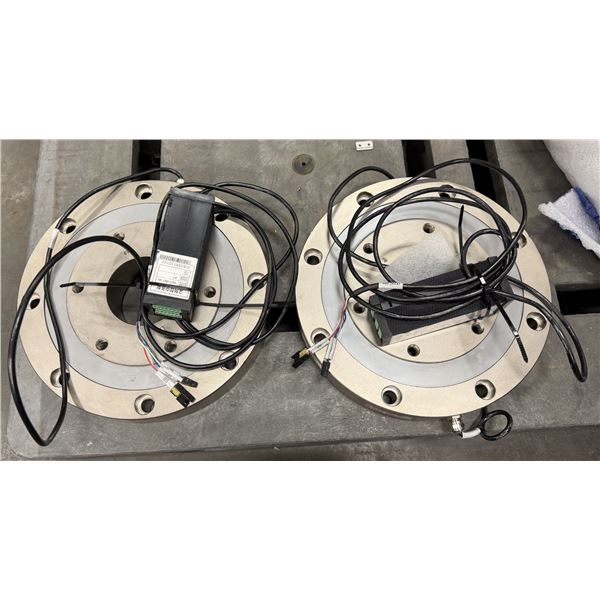 (2) Bongshin #CS297-2t Loadcells w/BS-105 Digital Indicators