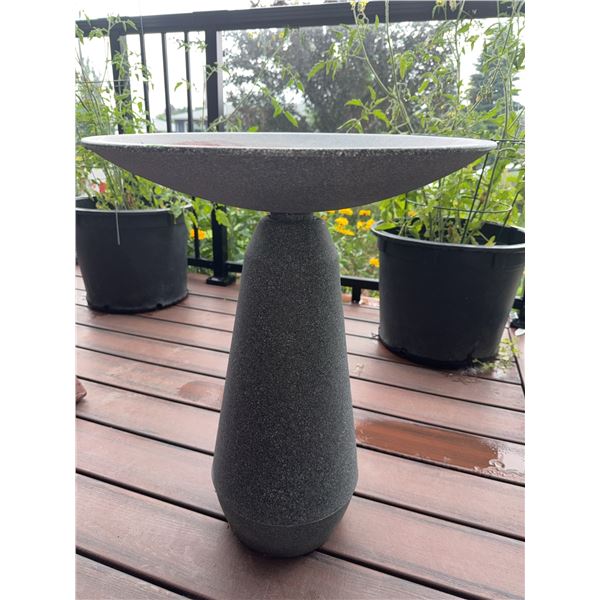 Modern Minimalist Grey textured Bird Bath