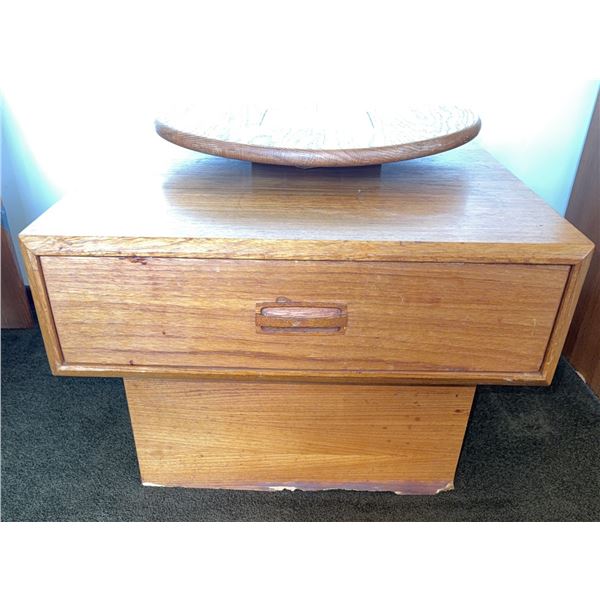 Wood Veneer Nightstand with Single Drawer