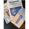 Image 7 : Panasonic CRT Colour Television w/ Teak Cabinet, Manual, and Remote