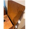 Image 5 : Wood Veneer Nightstand with Single Drawer and Lamp