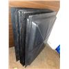 Image 3 : 7 Black Plastic Utility Trays