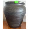 Image 4 : Four Ceramic Items Including Circle of Friends Sculpture and Signed Bowl