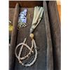 Image 7 : Jewellery Collection with Beaded Sets and Mixed Pendants in Display Box