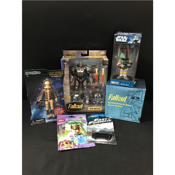 LOT OF ACTION FIGURES - INCLUDING LEGO