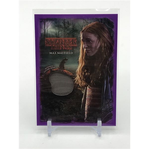 TOPPS NETFLIX STRANGER THINGS MAX MAYFIELD TRACK JACKET PATCH TRADING CARD