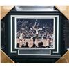Image 1 : BILL RUSSELL SIGNED AND FRAMED 8X10 - BECKETT COA