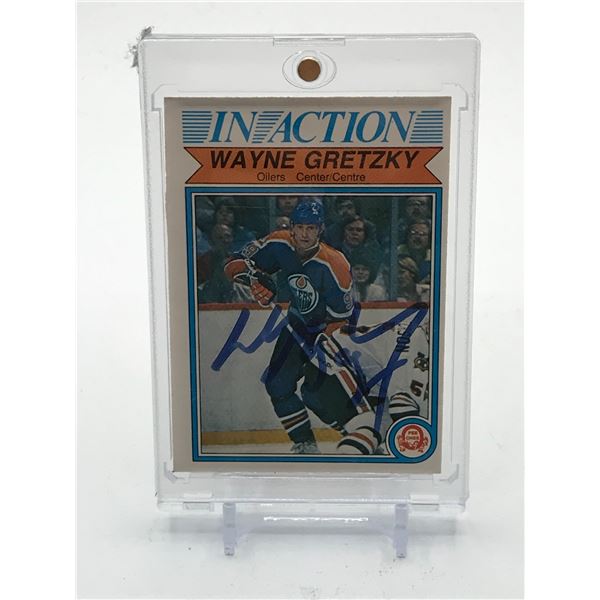 WAYNE GRETZKY SIGNED TRADING CARD