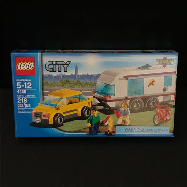 LEGO CITY #4435 CAR & CARAVAN  IN ORIGINAL PACKAGING