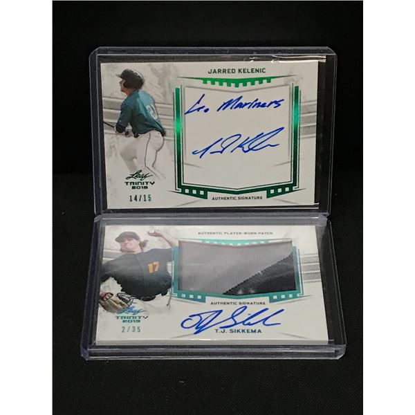 LOT OF 2 SIGNED BASEBALL TRADING CARDS