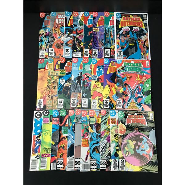 LARGE LOT OF BATMAN AND THE OUTSIDER COMICS INCLUDING #1 - DC COMICS