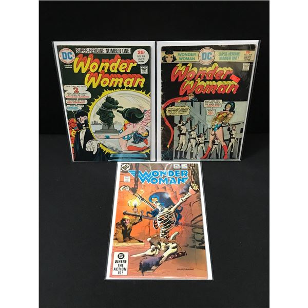 LOT OF 3 WONDER WOMAN COMICS - DC COMICS