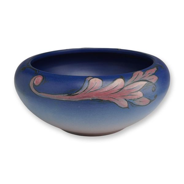 Weller Hudson Pottery Globular Bowl