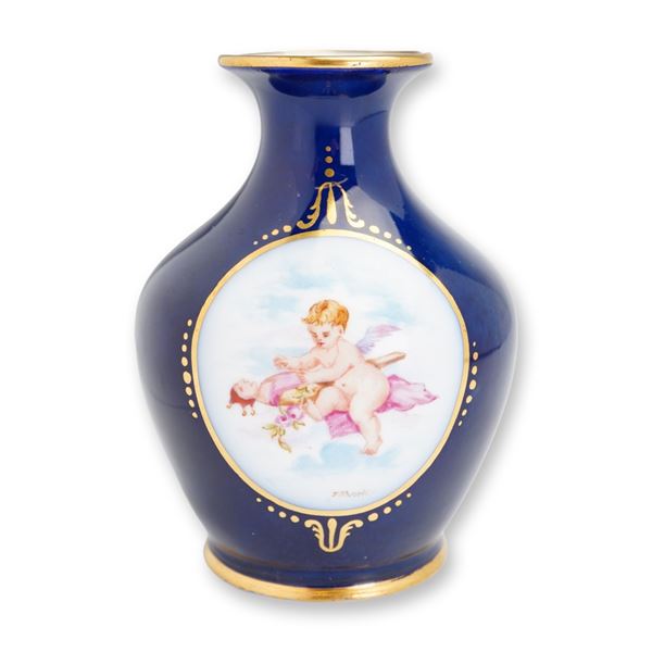 Wedgwood Hand Painted Cobalt Blue Porcelain Vase by J. Thorley circa 1915
