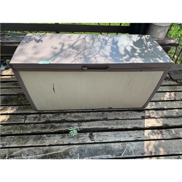 Outdoor storage bench