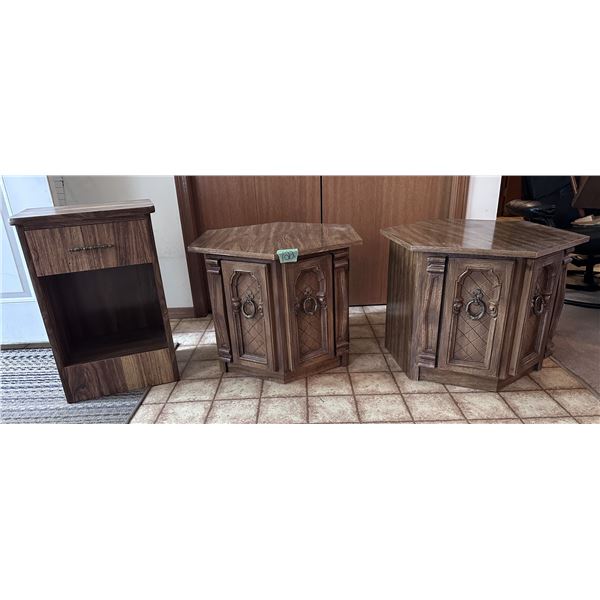 Lot of 3 side tables