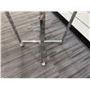 Image 5 : Chrome 4-Way Display Rack 25" x 25" x 57"H