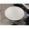 Image 2 : Round Table w/ Chrome Pedestal Base 24" Dia, 29"H